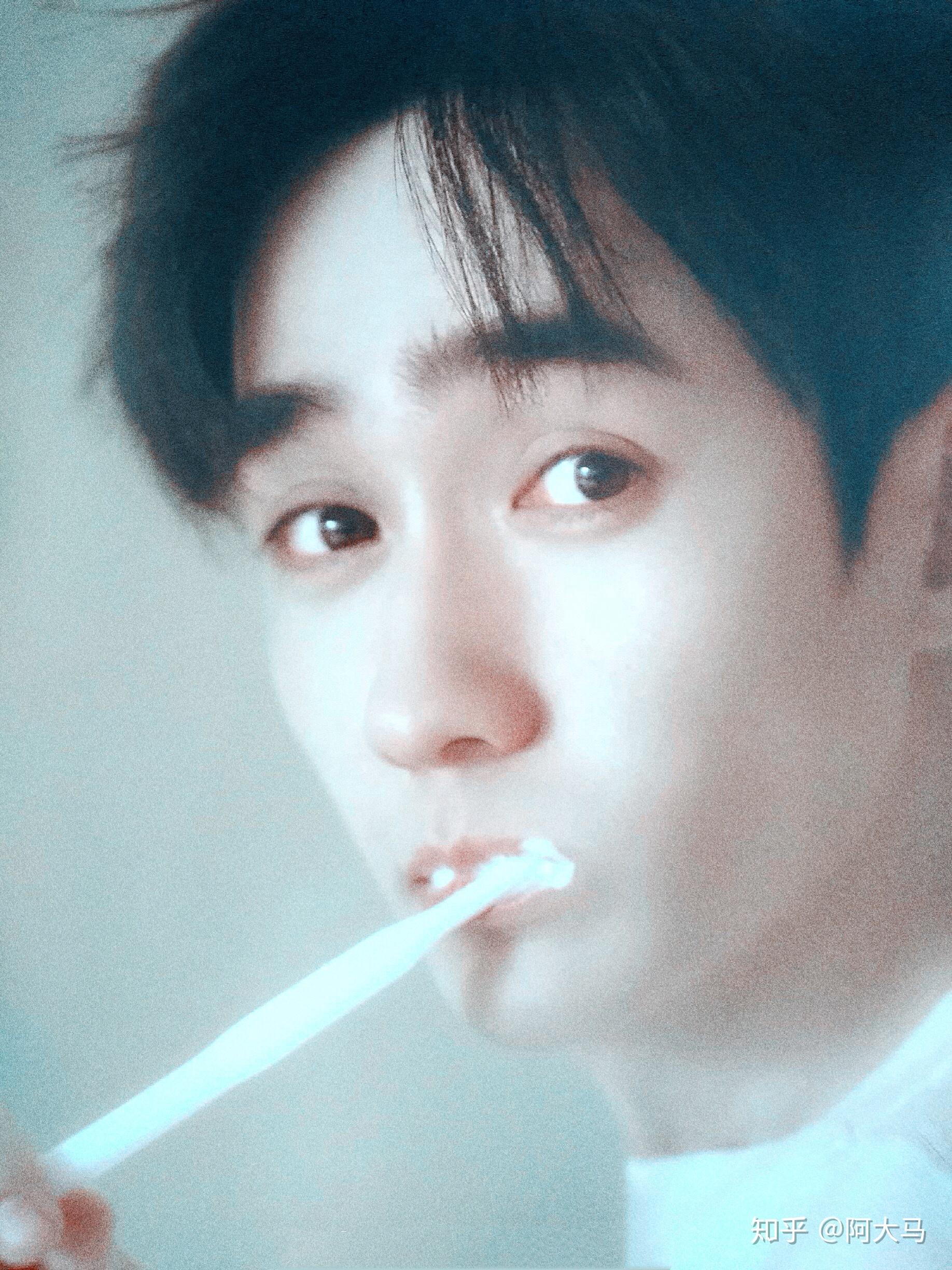 内幕披露（炯炯有神）猜动物