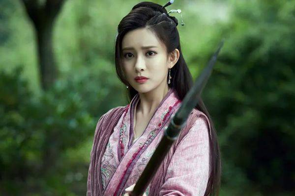 资深分析（不知天意風流處，臘月到來年關近）猜生肖