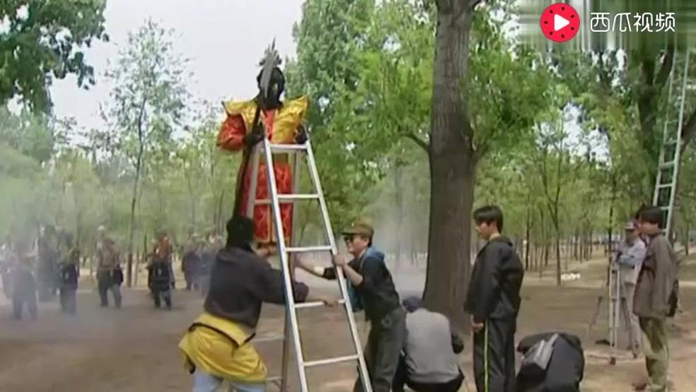 圈内解读（外道施威欺正性，心猿獲實伏邪魔）打一最佳最佳生肖词语