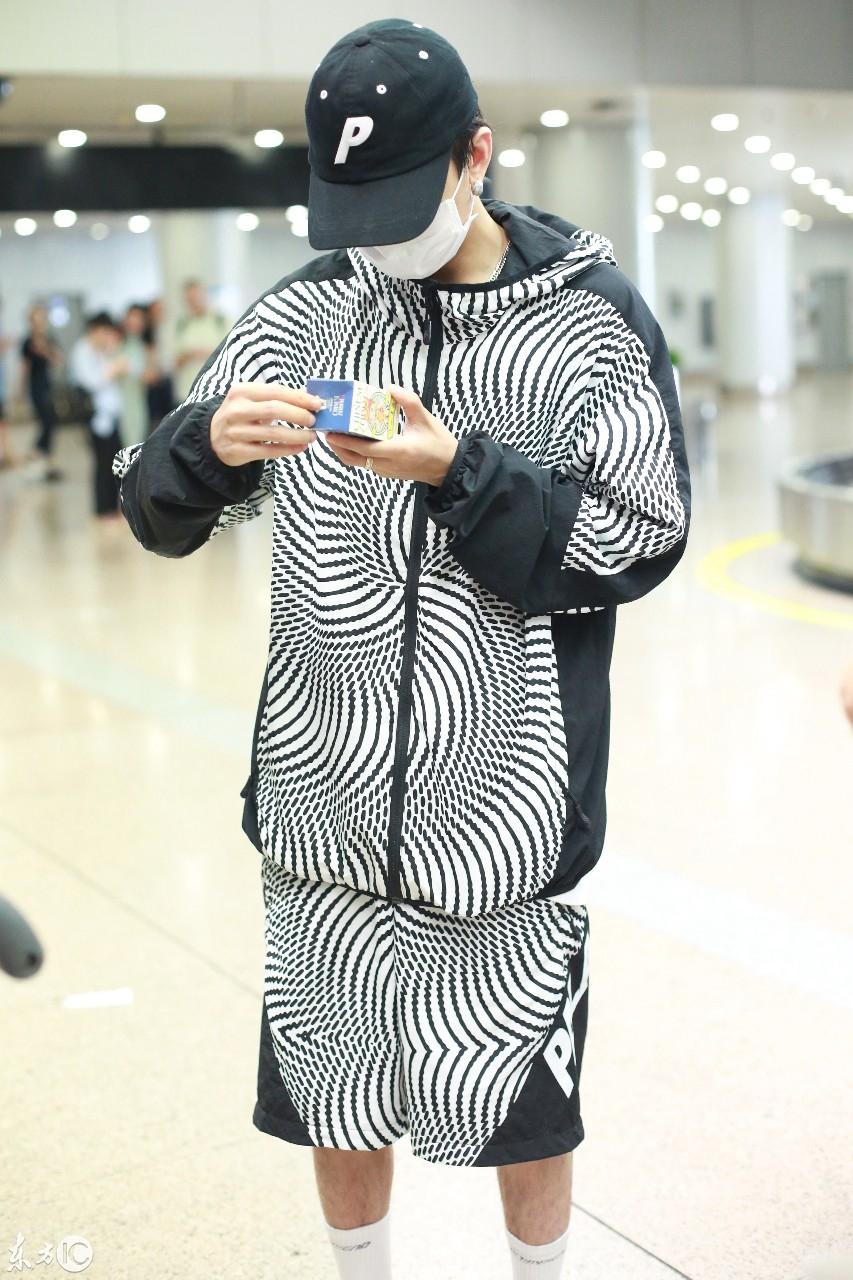 一手资讯:羊落虎口指代表是什么生肖